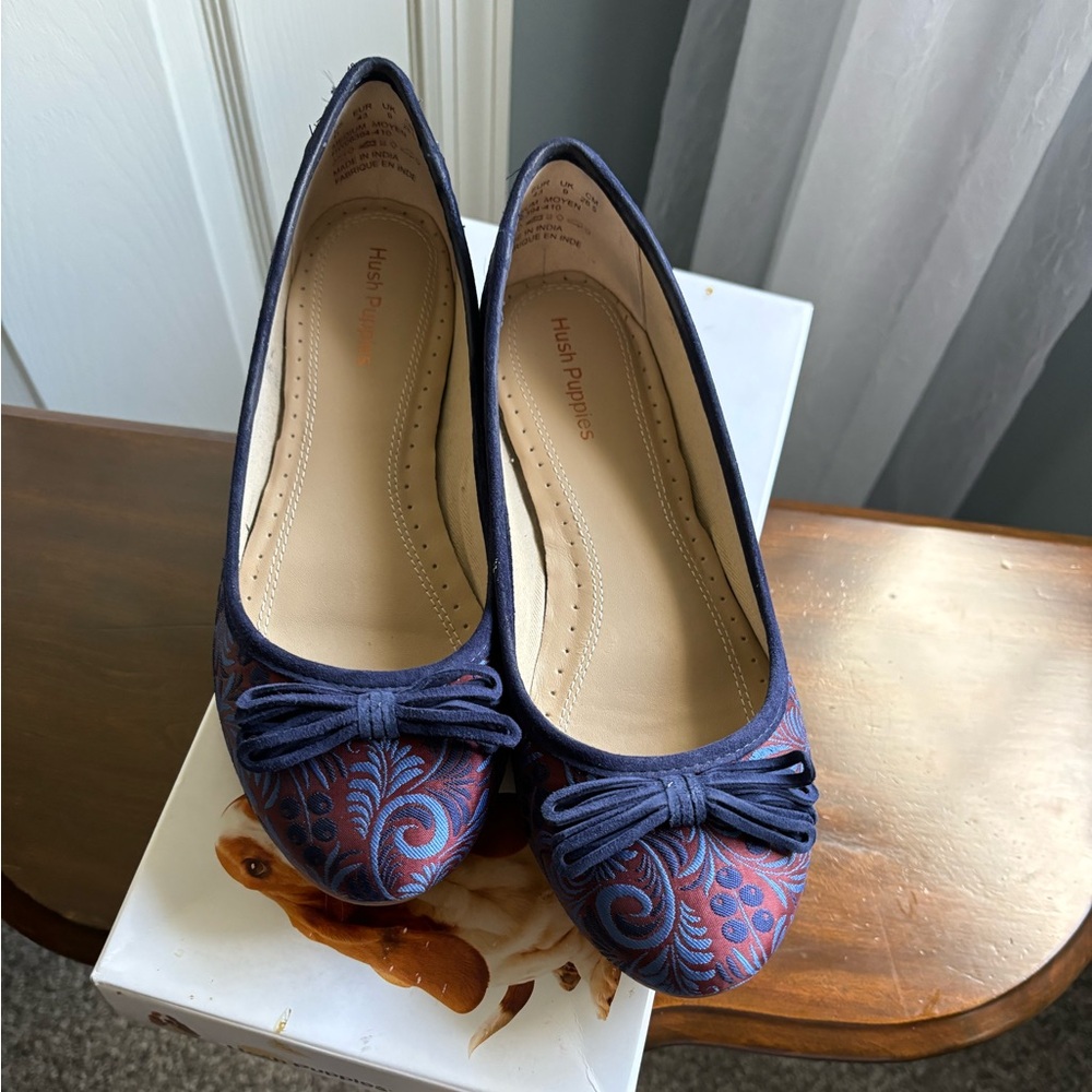 Hush Puppies Flats